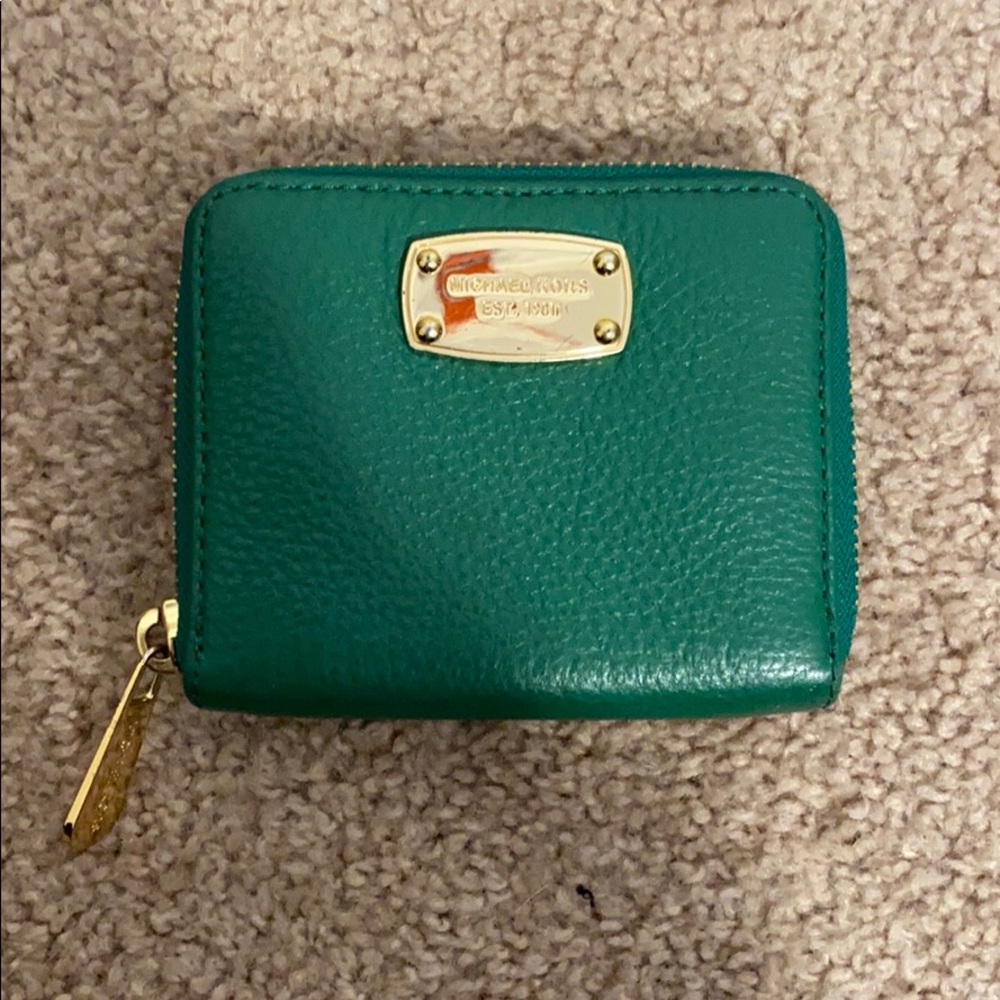 Michael kors wallet